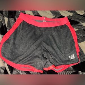 4/$50 New Balance Short womens small